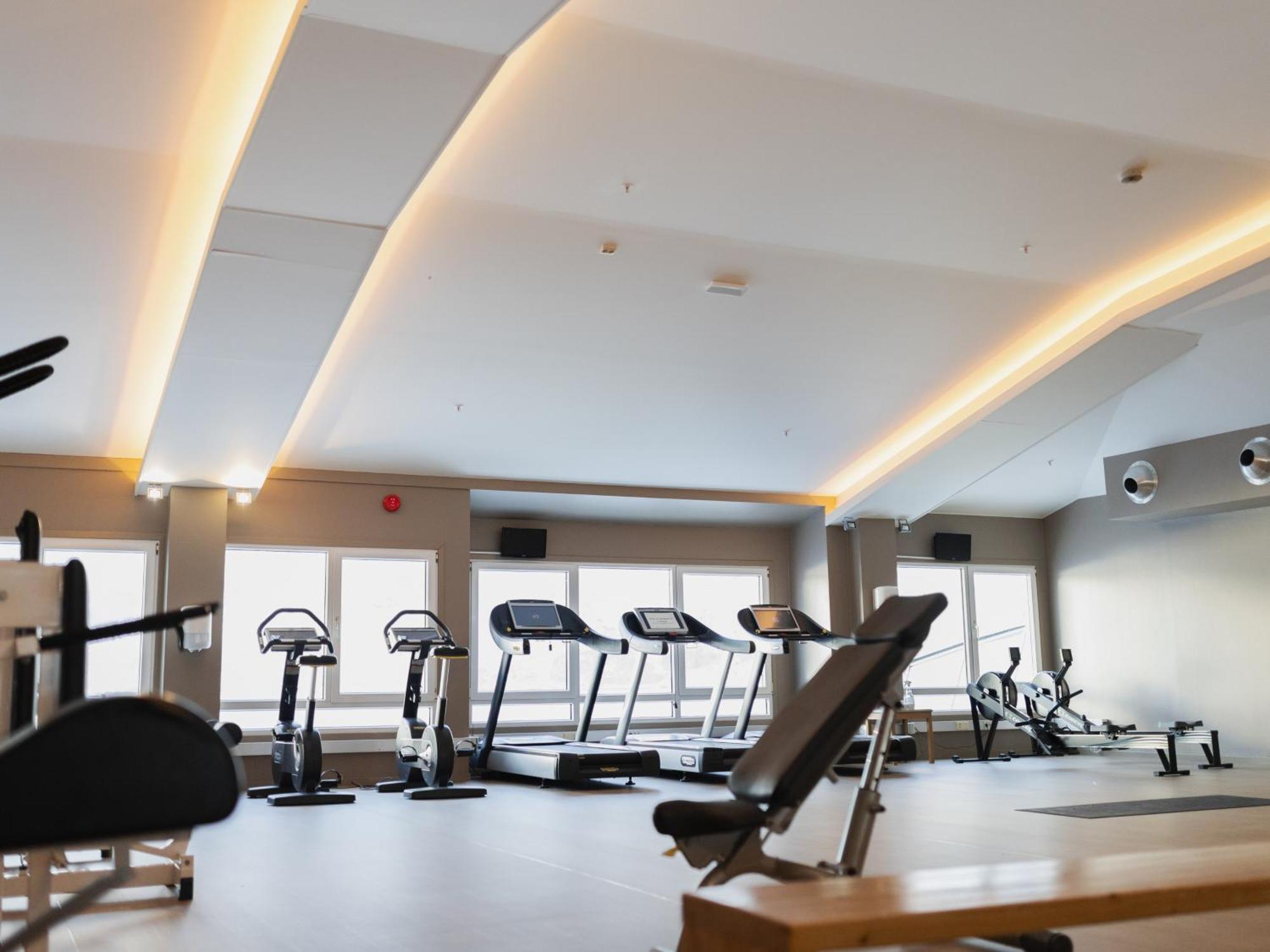 Hotel Ullensvang Лофтхус Екстериор снимка